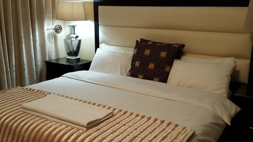 Sollunaa Guesthouse Sandton Kültér fotó